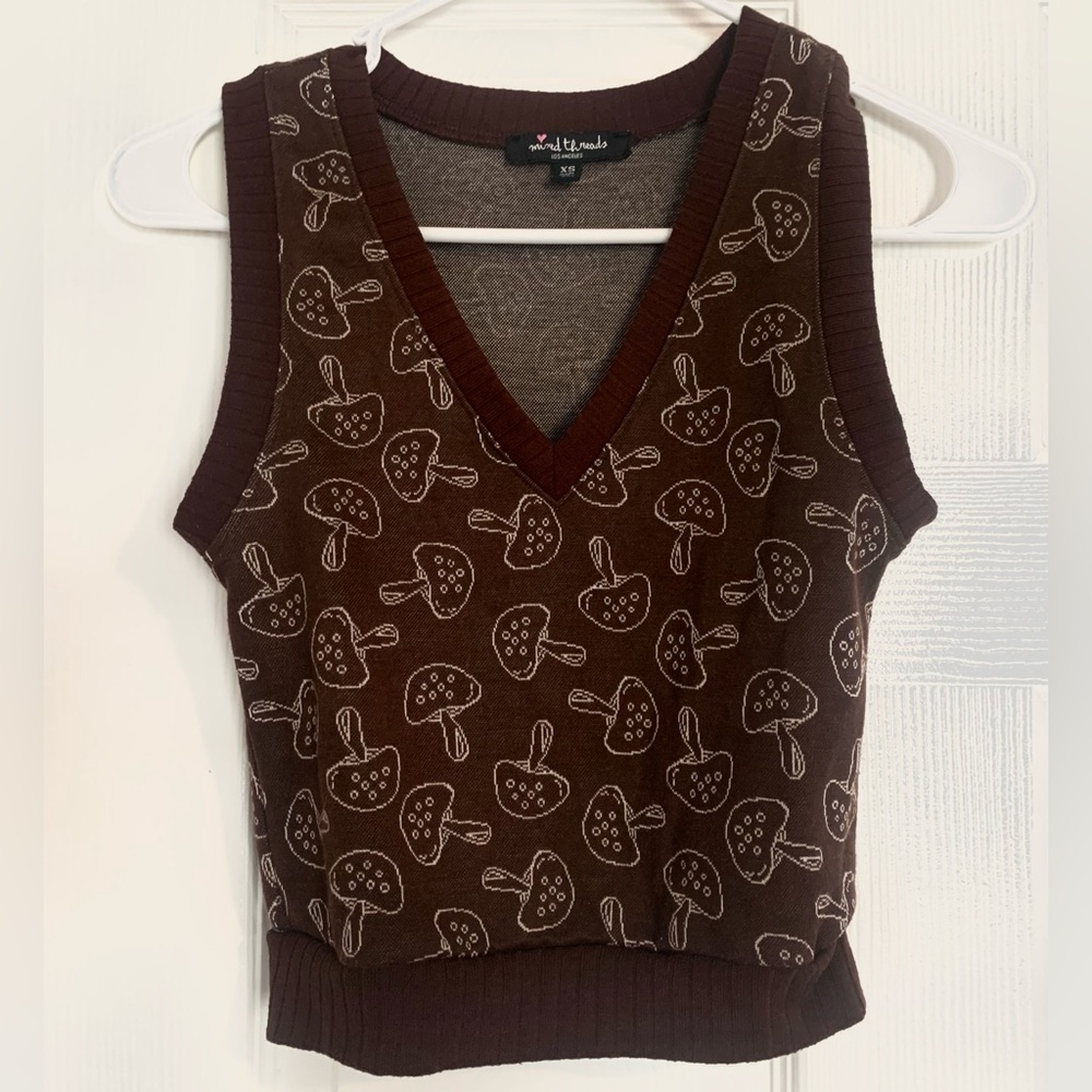 Mixed Threads mushroom cropped sweater vest